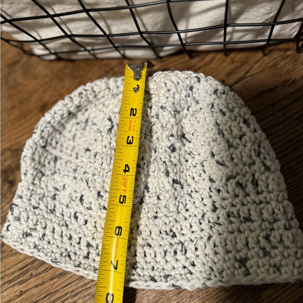 Handmade “The ‘Shades’ of Snow White Mountains” Crochet Beanie w Sunglass Patch